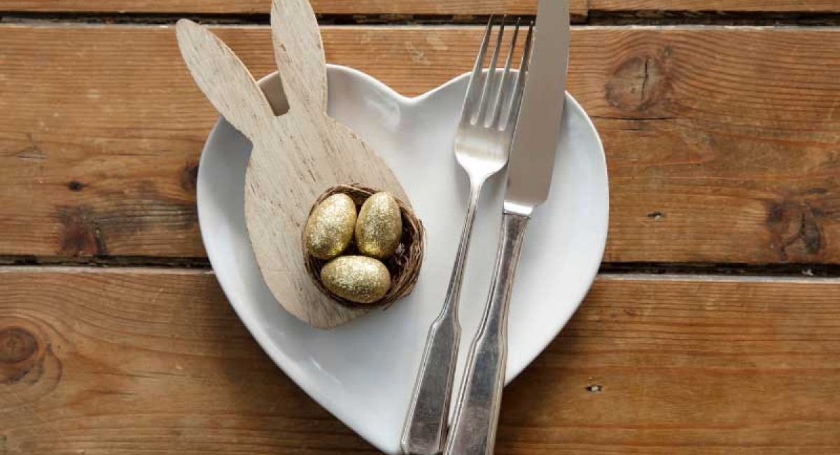 Heart shaped plate with small Easter decor.